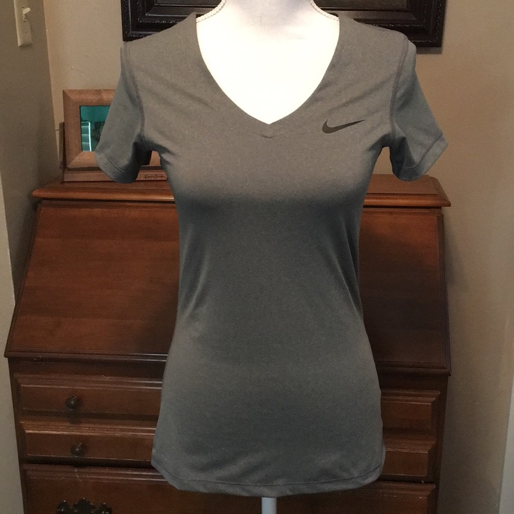 🌺SOLD🌺Nike Pro Top